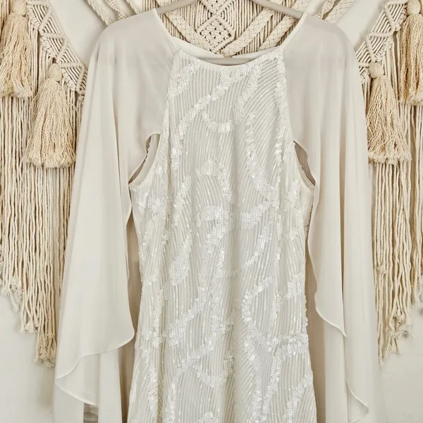 One33 Social White Sequin Cape Minidress Size 10 Bridal Cocktail Sheath - Image 8
