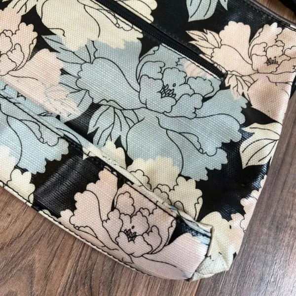 ‎Sakroots crossbody purse - Image 5