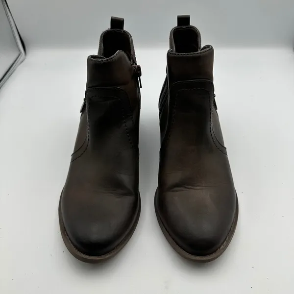 Guess Brown Ankle Booties Heel Side Zip Western Womens Size‎ 7.5M - Image 2