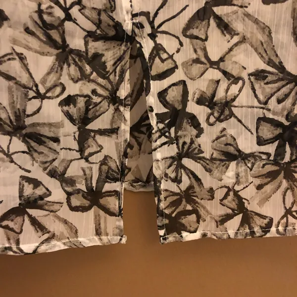 Frenchi Nordstrom Sheer Bow Short Sleeve Sheer‎ Blouse Grey Small - Image 6