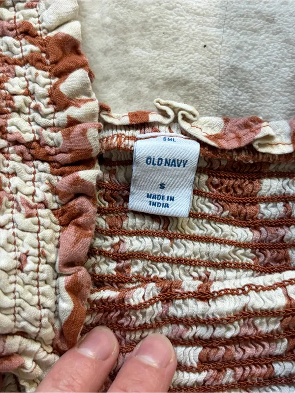 Old Navy Floral Cropped Flowy Tank Shirt Size Small - Image 3