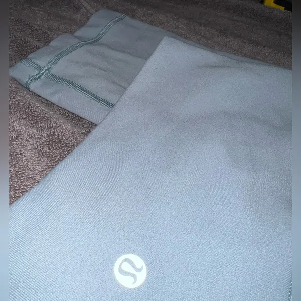 Lululemon Wunder Under Crop 21" Blue Cast Size 10 - Image 8