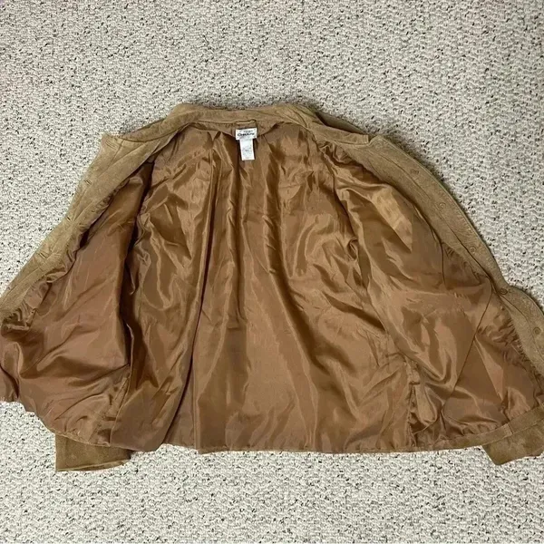 Chico's Womens Size 3 Suede 100% Leather Lined Tan Jacket With Metal Buttons - Image 3