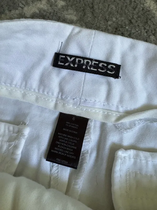 Express White Casual Shorts - Image 2