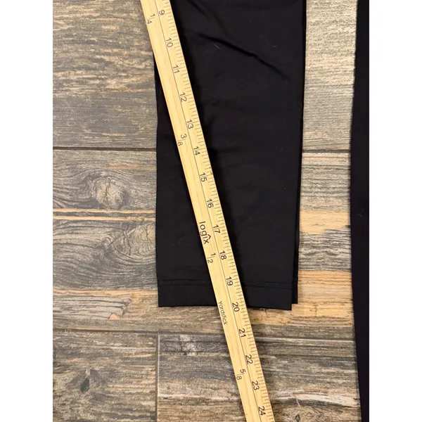 Lululemon Black High Rise Yoga Leggings Bundle of‎ 2 Size 4 Cropped Full Length - Image 3