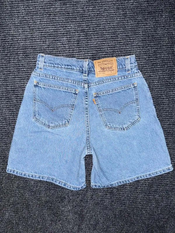 Vintage 90s Levi’s Relaxed Fit Orange Tab Denim Shorts Sz 25 High Rise Jorts - Image 2