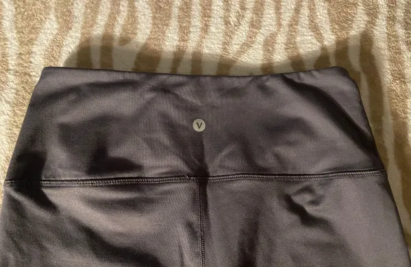 Velocity Compression Shorts With Pocket - Image 4