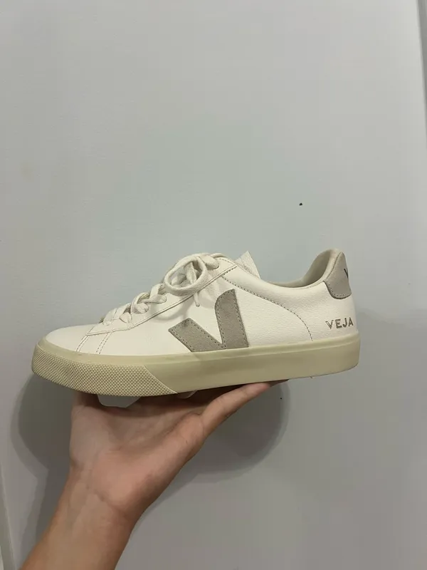 VEJA Sneakers - Image 3