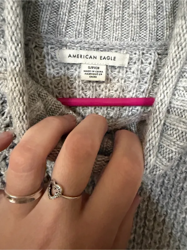 American Eagle Outfitters Light Gray Waffle Turtleneck Sweater - Image 2