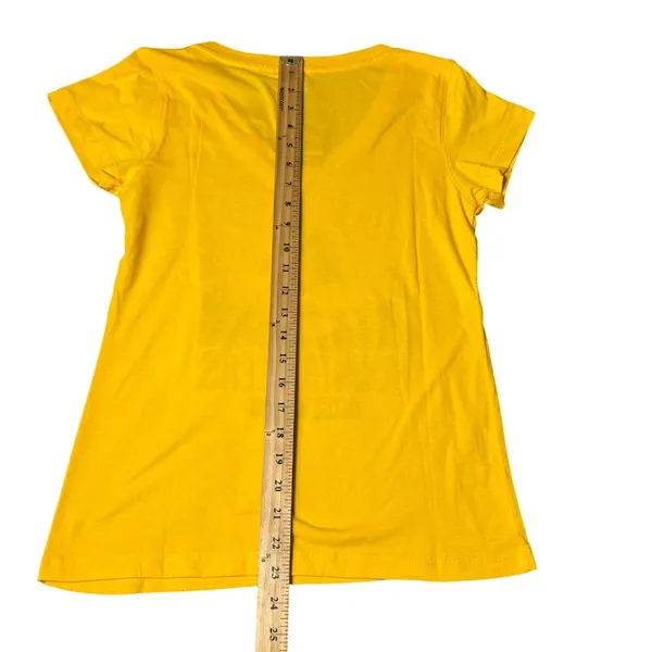 Colosseum West Virginia Mountaineers Tee Womens S Yellow V Neck T Shirt‎ Short Sleeve NEW - Image 6