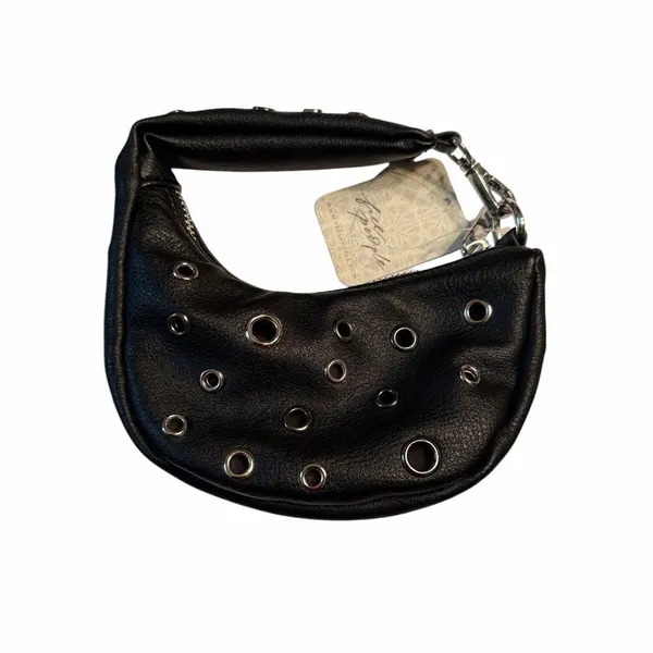 Free people Black Cresant Shape Carryall Bag Charm.NWT - Image 4
