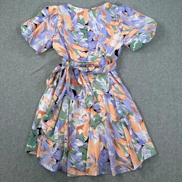 ASTR the Label Puff Sleeve Wrap Dress Women's X-Small V-Neck Purple Floral - Image 9