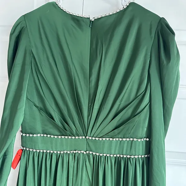Mac Duggal 55702 Satin Puff Shoulder Rhinestone Encrusted Gown Green‎ 10 NEW - Image 8
