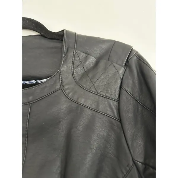 Odyn Women's Black Vegan Leather Moto Jacket. Quilted. Metal Accents. Zipper - Image 10