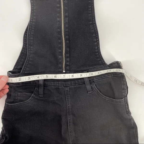 Levi’s Sexy Soft Black Denim Skinny Fit Overalls Size‎ 26 Size 2 - Image 6