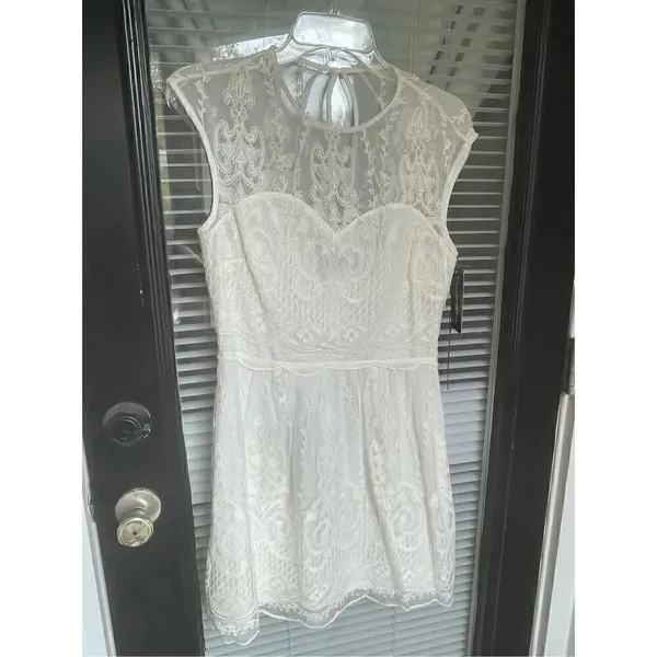 NWT Dolce Vita Kloey Silk Embroidery Dress Ivory Sz S. Formal Bridal cocktail - Image 4