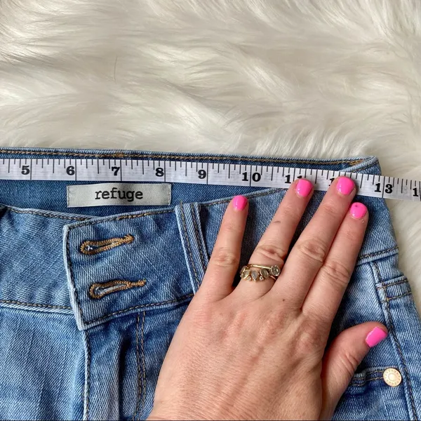 Refuge Charlotte Russe Distressed Blue Jeans - Image 10