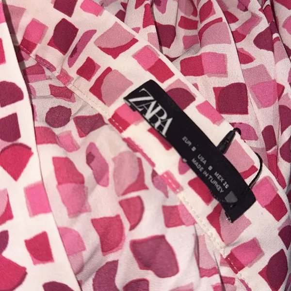 NWT ZARA Pleated Chiffon Fabric Bloggers Fave All Over Pattern Midi Skirt - Image 6