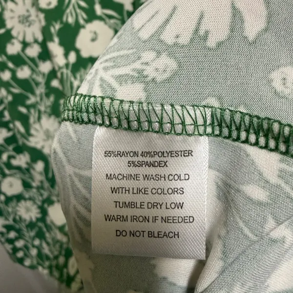 Fyve Womens 2X Green Cream Floral Sleeveless Half Zip Blouse Pockets Jersey Knit - Image 4