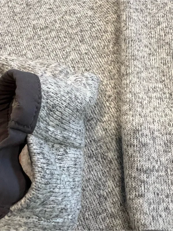 Lululemon it’s fleecing cold pullover light gray 4 women - Image 5