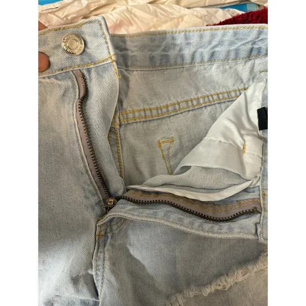 SheIn Women’s Distressed Denim Shorts Size Small Light Wash High Rise Frayed Hem - Image 4