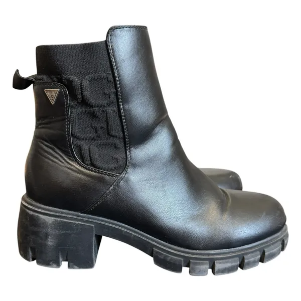 Guess Keva Booties Lugged Sole Chelsea Boots in Black - Image 5