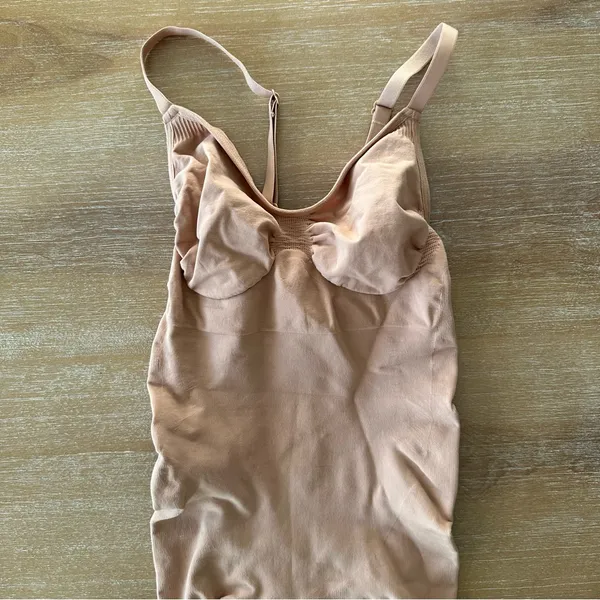 Skims Seamless Sculpt Bodysuit L/XL - Image 2