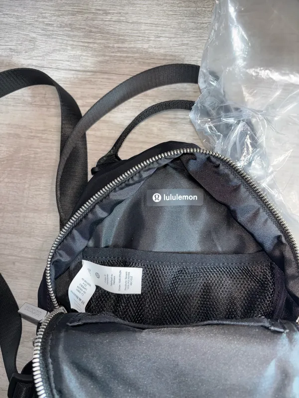 Lululemon Bag City Adventurer Backpack Micro Black+Silver Mini Bag Purse Soldout - Image 5