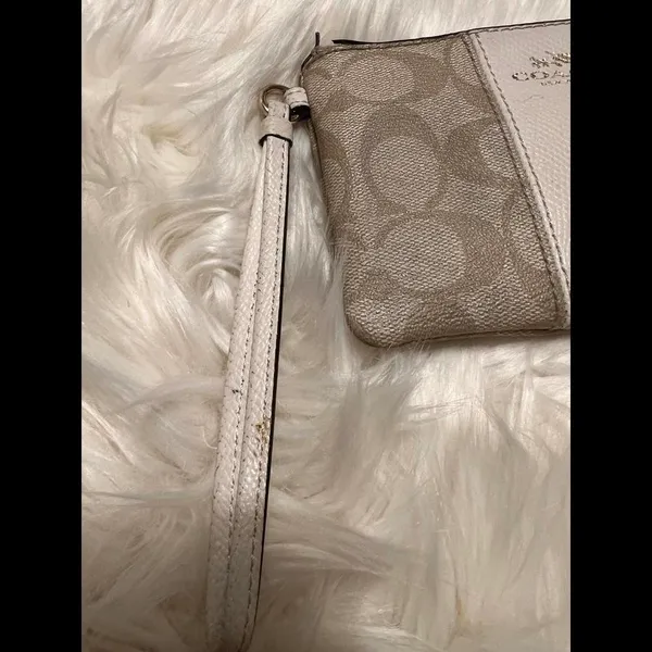 Coach Signature Clutch Wristlet - Elegant Tan - Image 2
