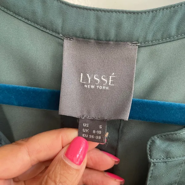 Lysse Mixed Media V-Neck Top Women S Teal Green Workwear Minimalist Short Sleeve - Image 8