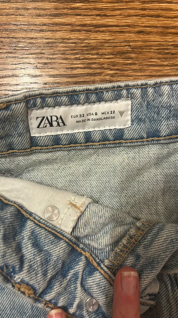 Jean Shorts ZARA High-Waisted - Image 3