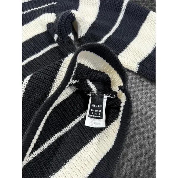 Shein Black And White Striped Knit Two Piece Set Size Small - Image 4