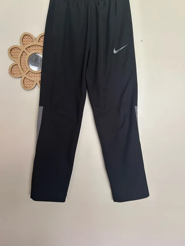 Nike windbreaker pants (m) - Image 3