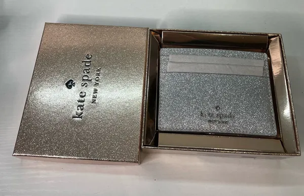 Kate Spade Silver Glitter Slim Card Holder Silver Lunar Light NWT - Image 4