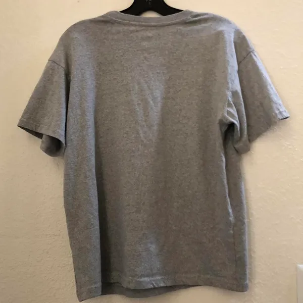 Grey Bob's Burgers family tee tshirt top-L Measurements in pics - Image 2