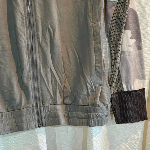 Mystree Camouflage and Mesh Panel Zip-Up Hoodie - Image 8