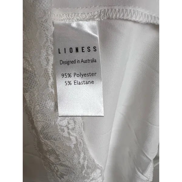 Lioness Vintage Ballerina Porcelain White Lace Trim Sleeveless Maxi Dress Size M - Image 12