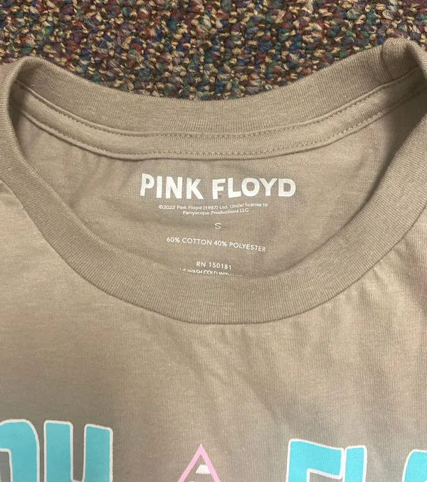 Pink Floyd NWT Wooster hall T shirt size small - Image 4