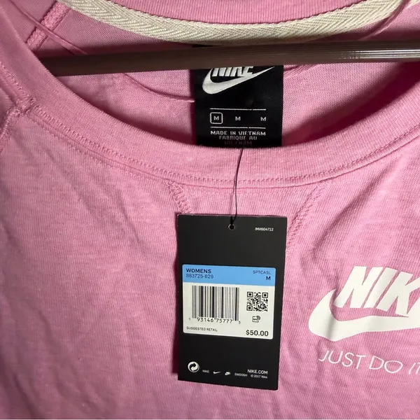 NEW Nike Women's Sportswear Gym Vintage Crew Sweatshirt Size Medium - Image 6
