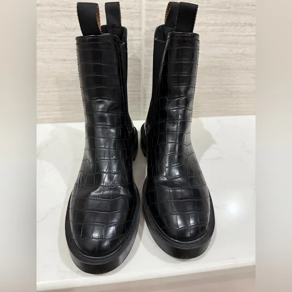 Trench Boots black by h&m size 6 - Image 2
