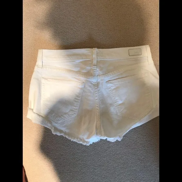White Joie jean short - Image 4