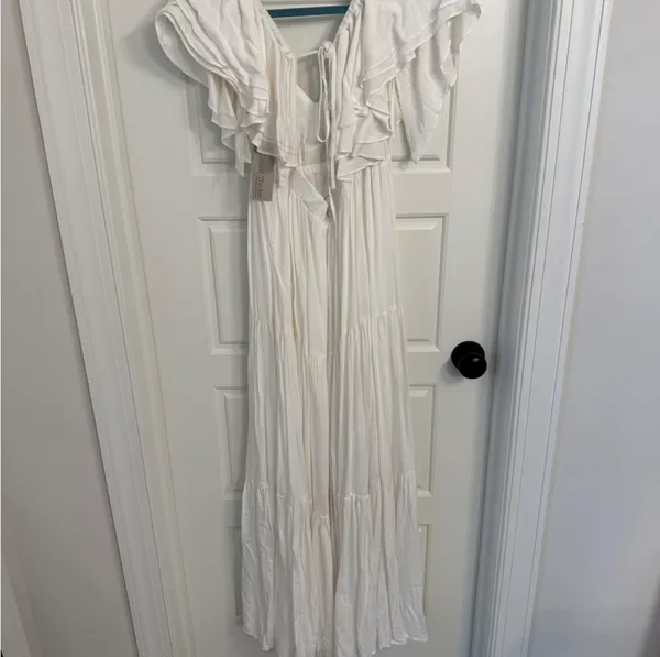 Lizard Thicket White/Cream Maxi Dress - Image 2