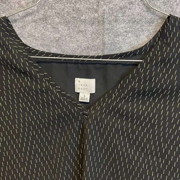 A NEW DAY Blouse Women's Large Black Gold Geometric V Neck Long Ruffle‎ Sleeves - Image 3
