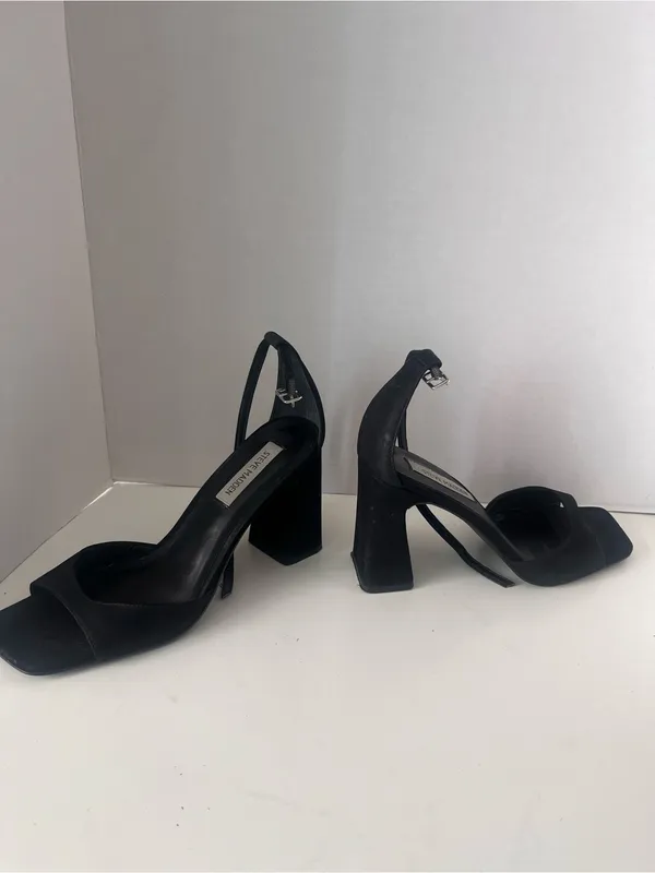 Steve Madden Black Strappy Square-Toe Block Heels - Image 5