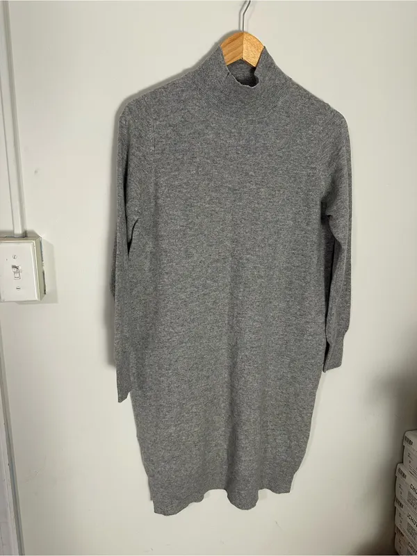 100% cashmere mock neck long sleeve dress grey - Image 2