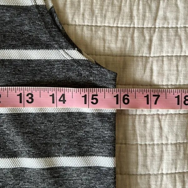 Nike dryfit grey white striped polo sporty golf tennis athletic tank top S - Image 8