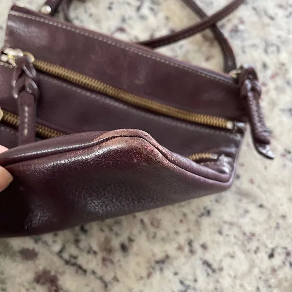 Dooney &‎ Bourke Vintage Burgundy Leather Triple Zip Crossbody Bag - Image 4