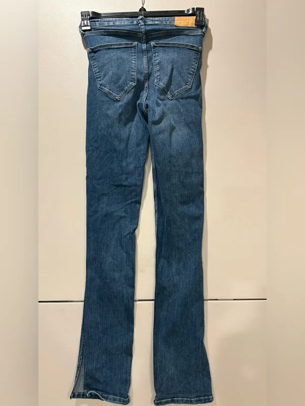 Zara Women's Medium Blue Bootcut Jeans - Image 6