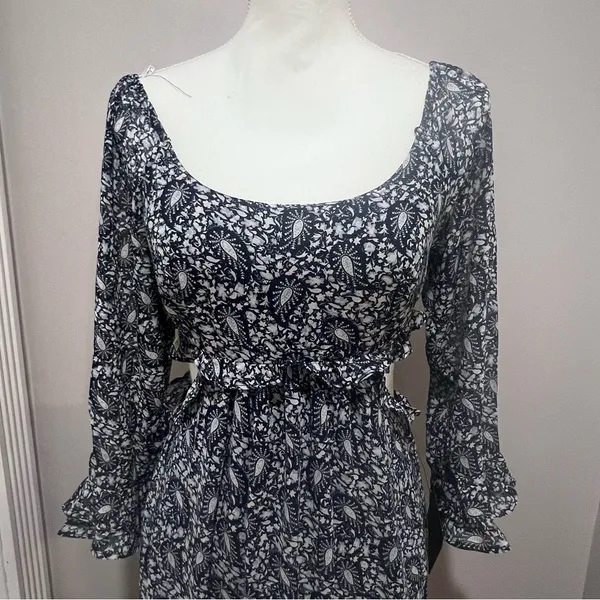NWT Lulus Navy Blue Paisley Tiered Cutout Midi Dress women's size small - Image 6