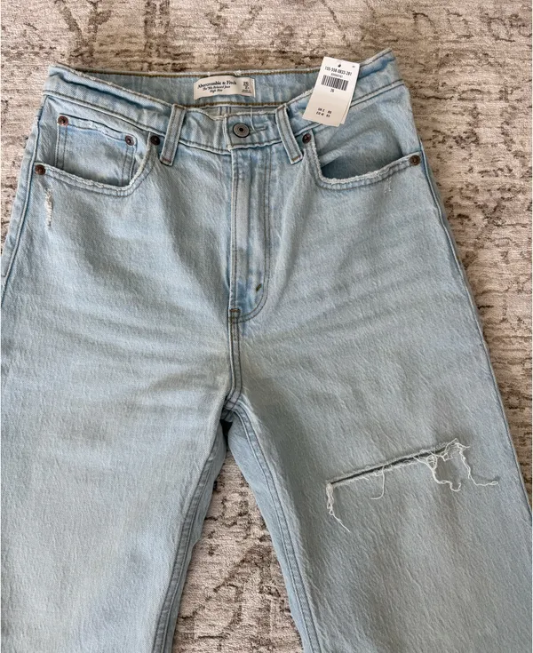 Abercrombie High-Rise 90s Relaxed Jeans - Image 5